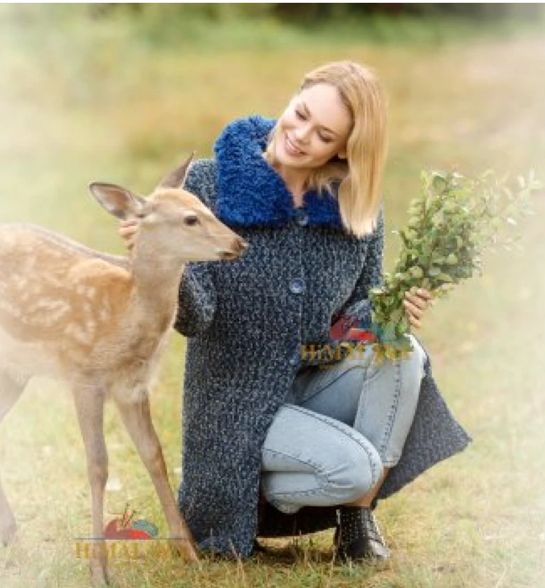 kaiti-ergoxeira-mallia-pleksimatos-veloute-polychroma-himalaya-dolphin-animal-colors-model